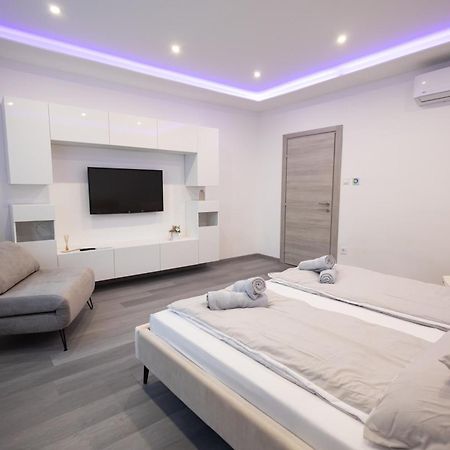 Fonix Apartman Дебрецен Екстер'єр фото