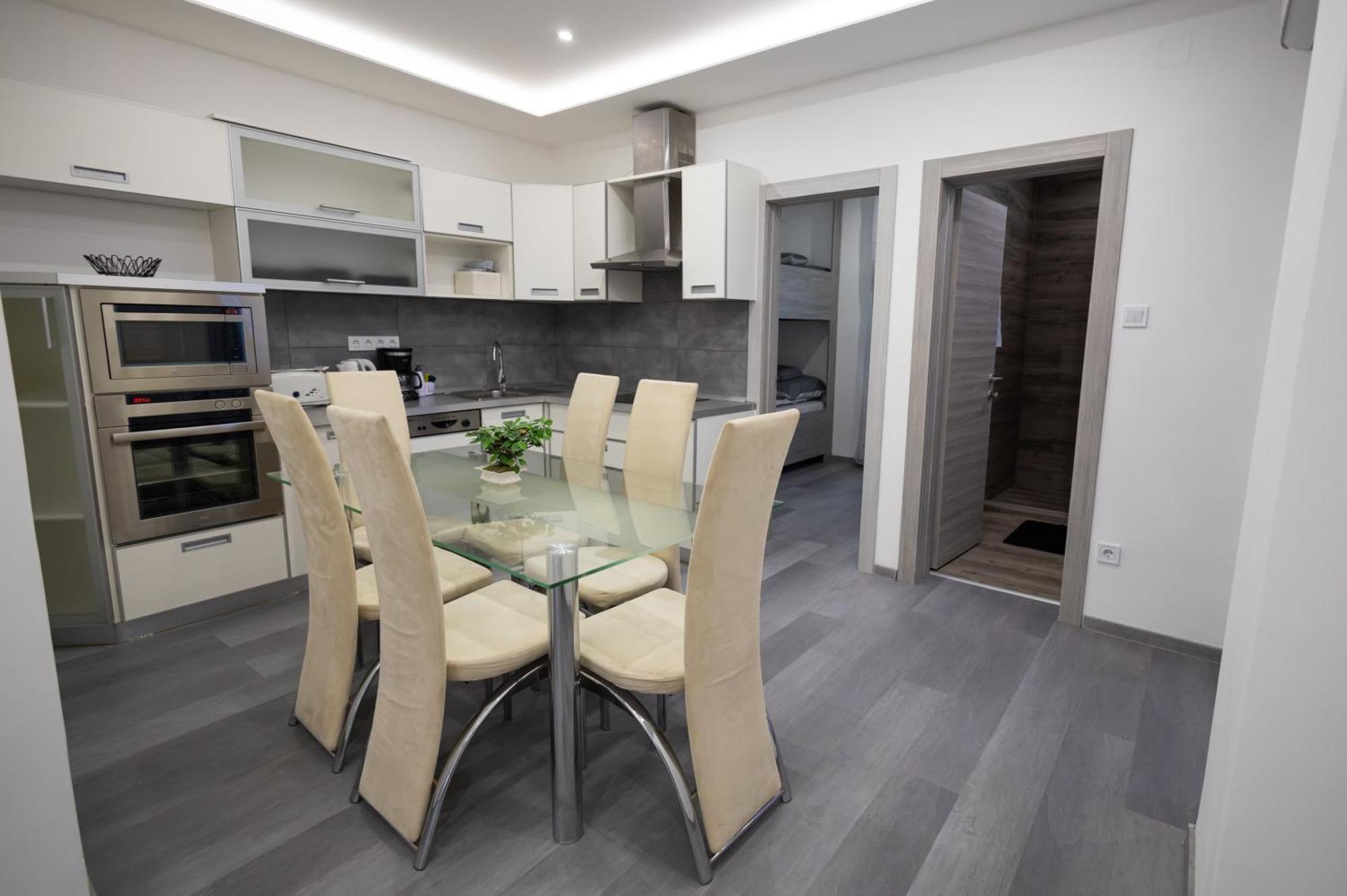Fonix Apartman Дебрецен Екстер'єр фото