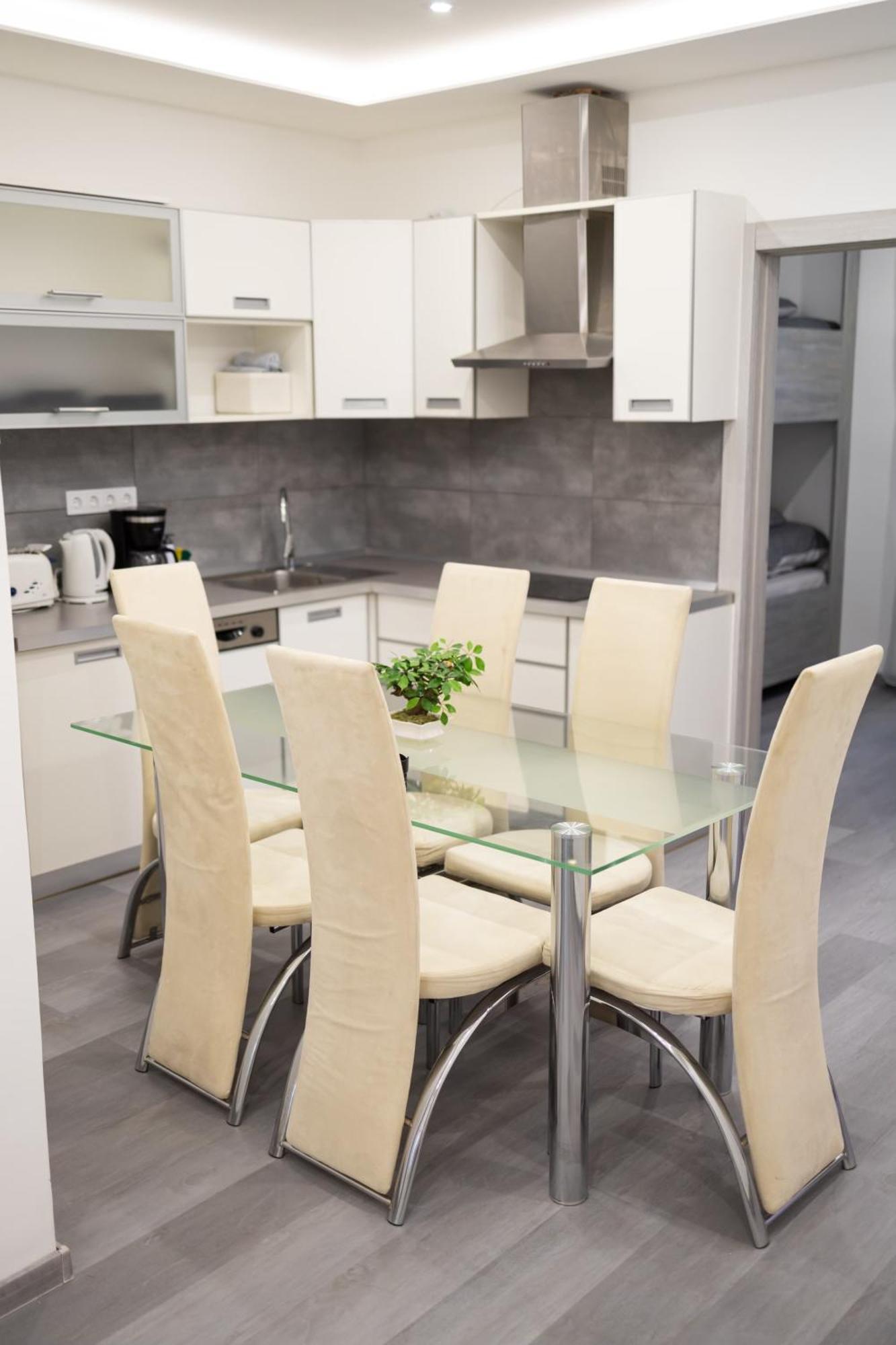 Fonix Apartman Дебрецен Екстер'єр фото