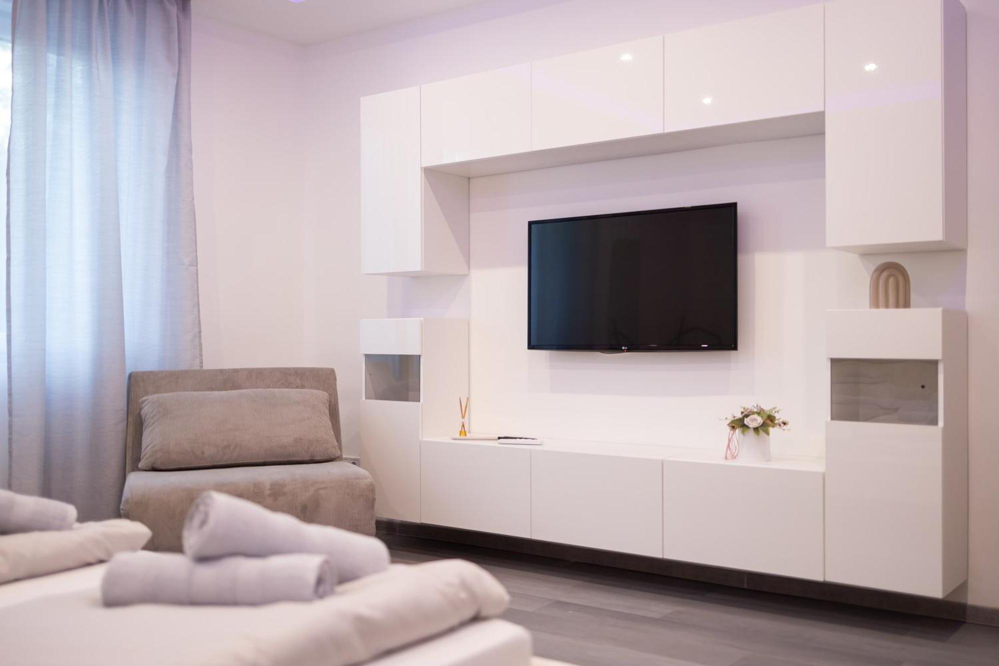 Fonix Apartman Дебрецен Екстер'єр фото